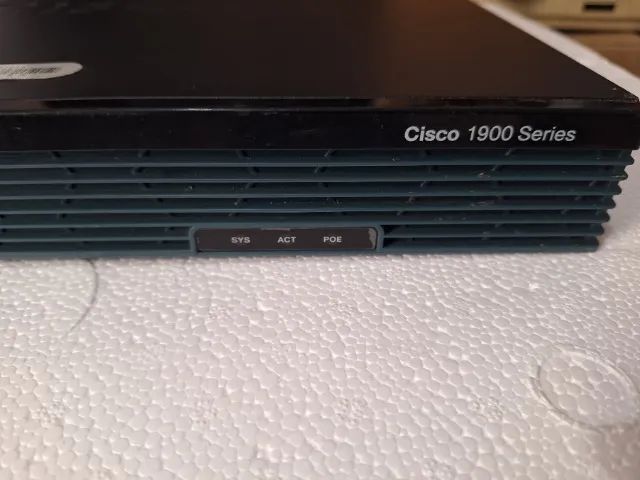 roteador cisco 1900419359710123796481