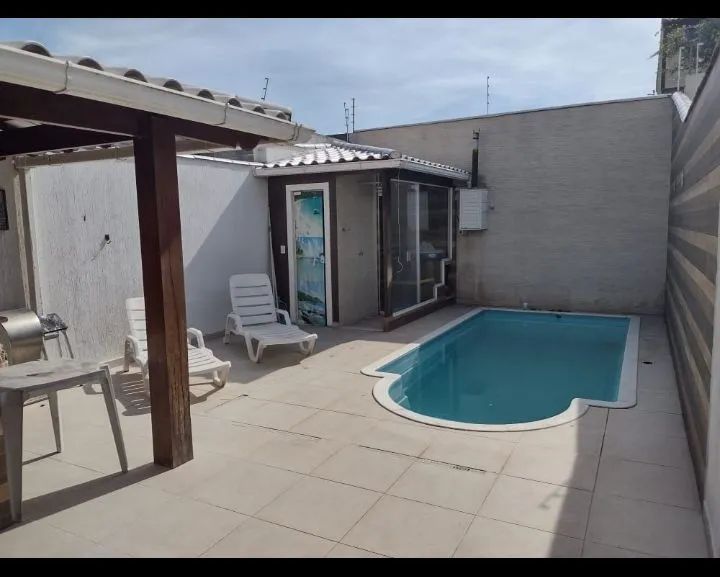 Cabo Frio Peró Piscina e Churrasqueira.l