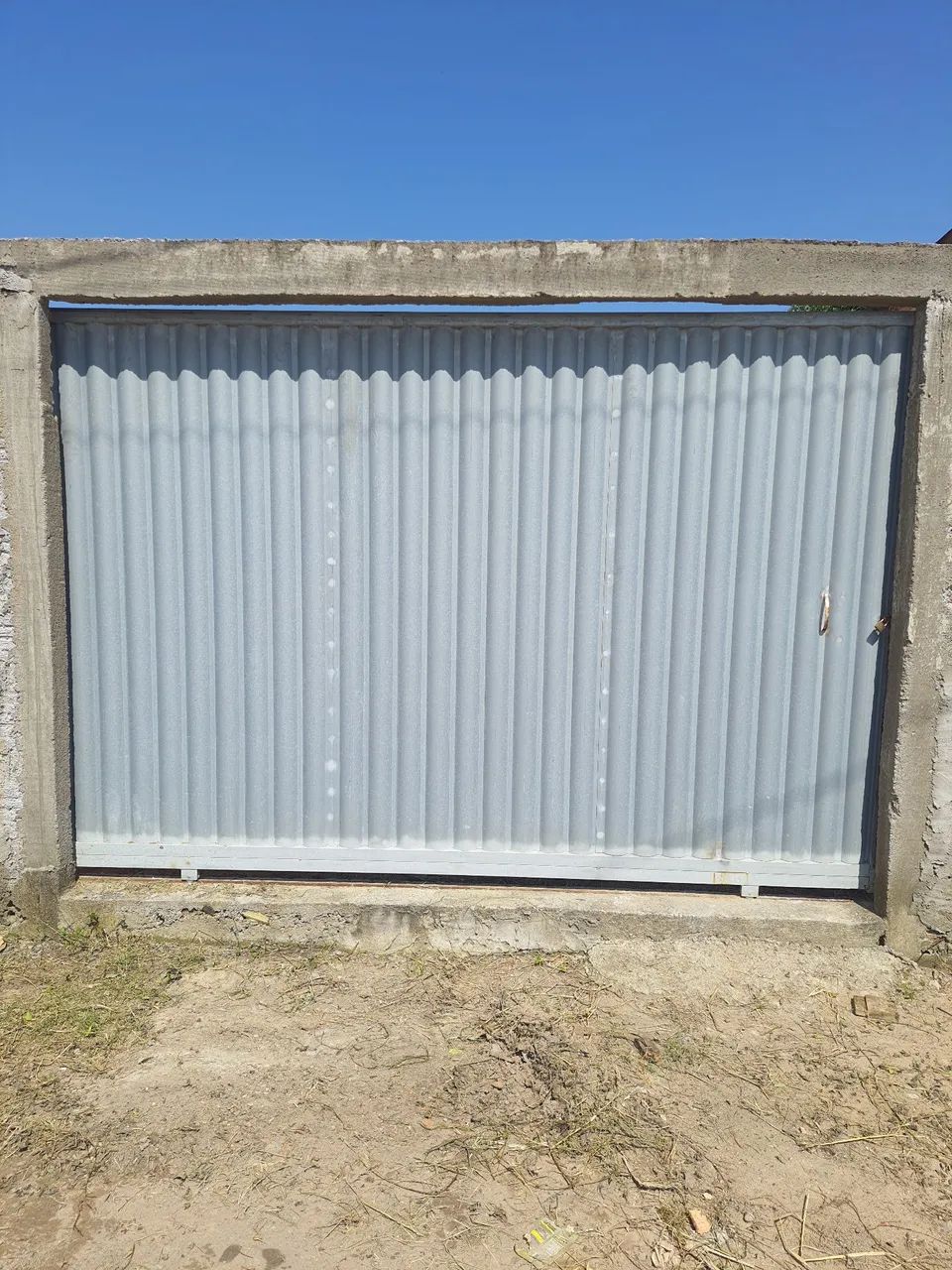 Portal de 1200 se abandonada comporta