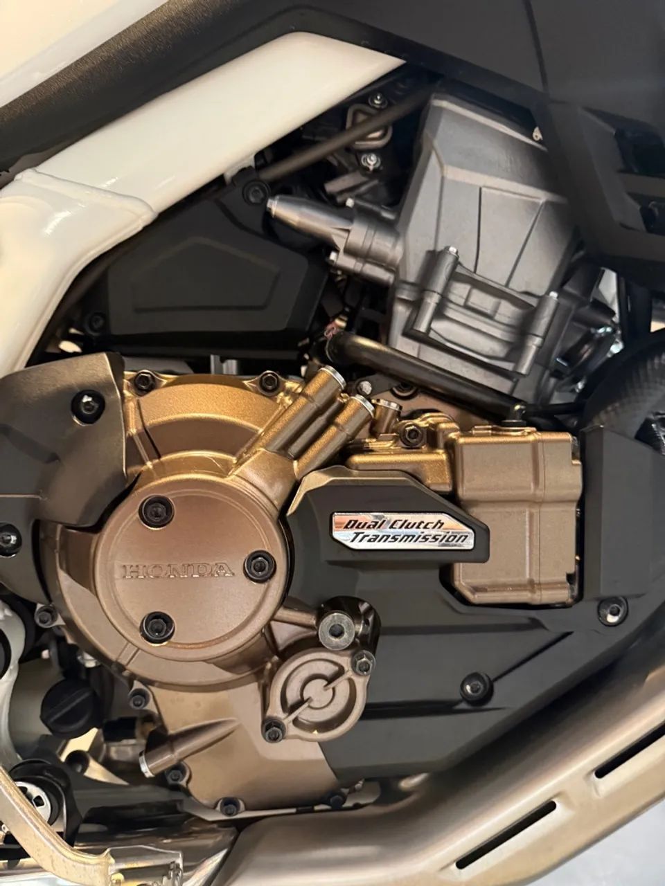 África TWIN 1100 DCT ( APENAS 950KM) - Foto 4