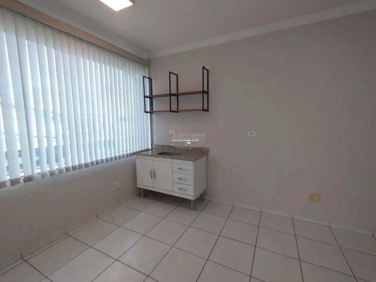 Sala Comercial disponível para alugar no bairro Vila Rezende, Piracicaba SP.(Código SA0017 - Foto 4