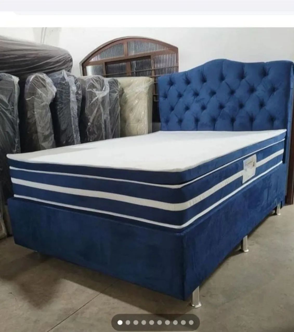 Cama Box Casal Azul com Cabeceira Estofada