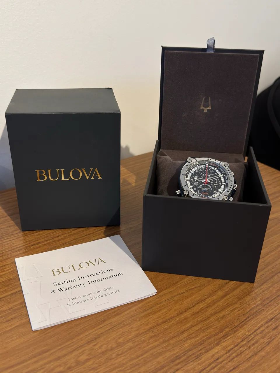 Relógio Bulova Precisionist 98B315 Cronógrafo