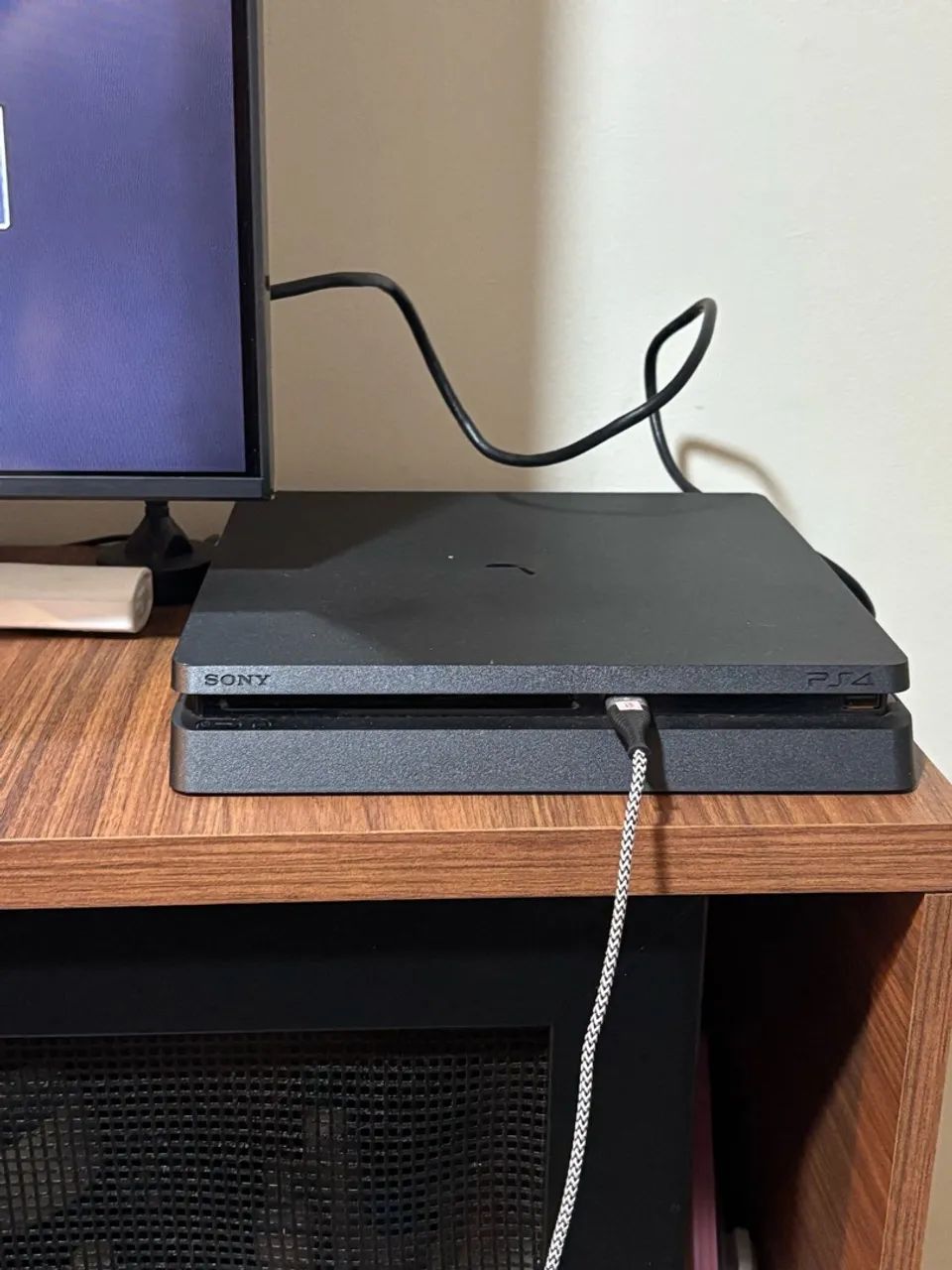 PlayStation 4 Slim - Console de última geração