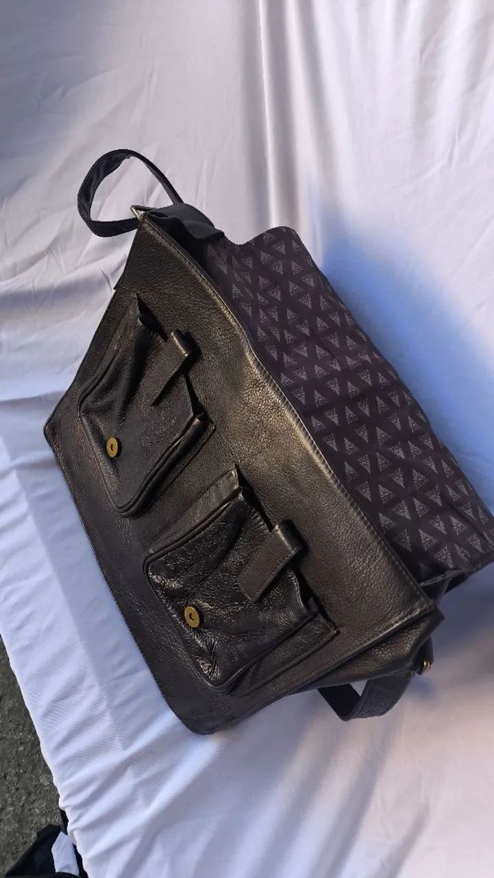 Bolsa de ombro preta de couro Zélio  - Foto 3