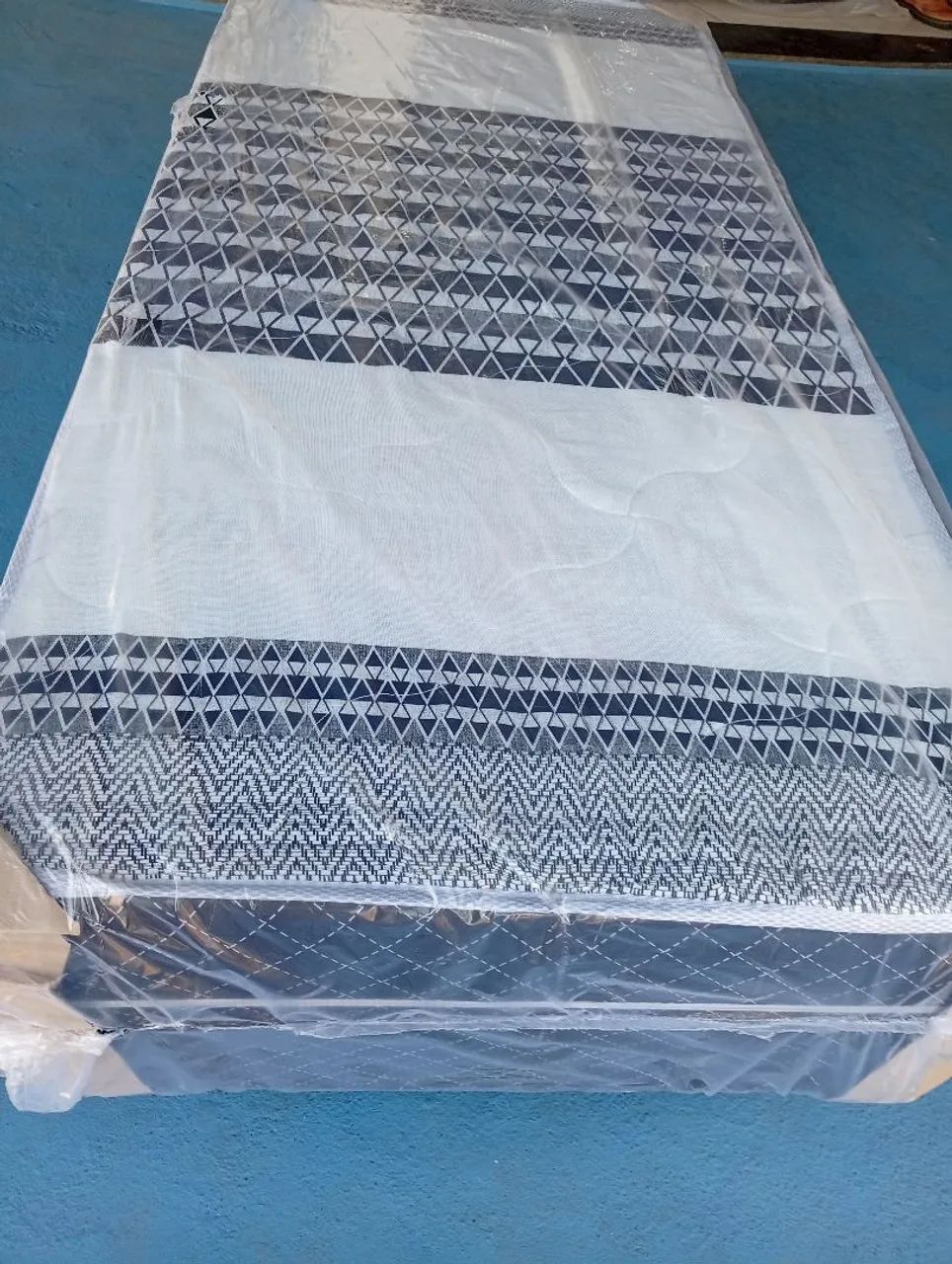  Box com Colchão  solteiro Novo