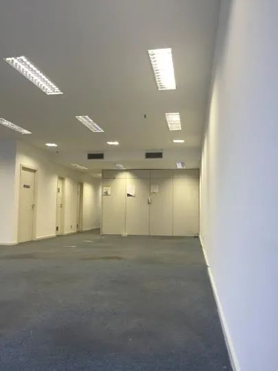 Andar inteiro com 400 M2 em prédio com total segurança - Foto 4