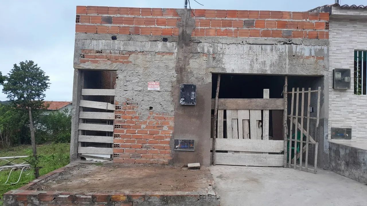 Casa em fase de acabamento 