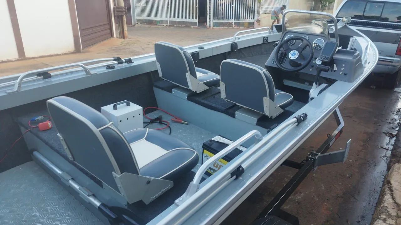 Vendo lancha levefort clx 5,5m muito conservada - Foto 7