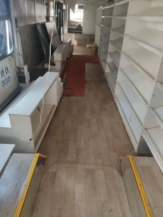 Ônibus loja - Foto 6