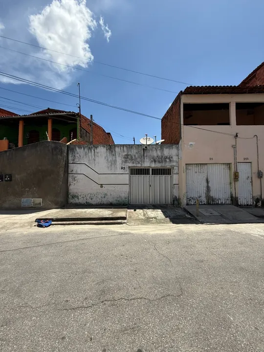 Casa no jóquei clube com 4 quartos