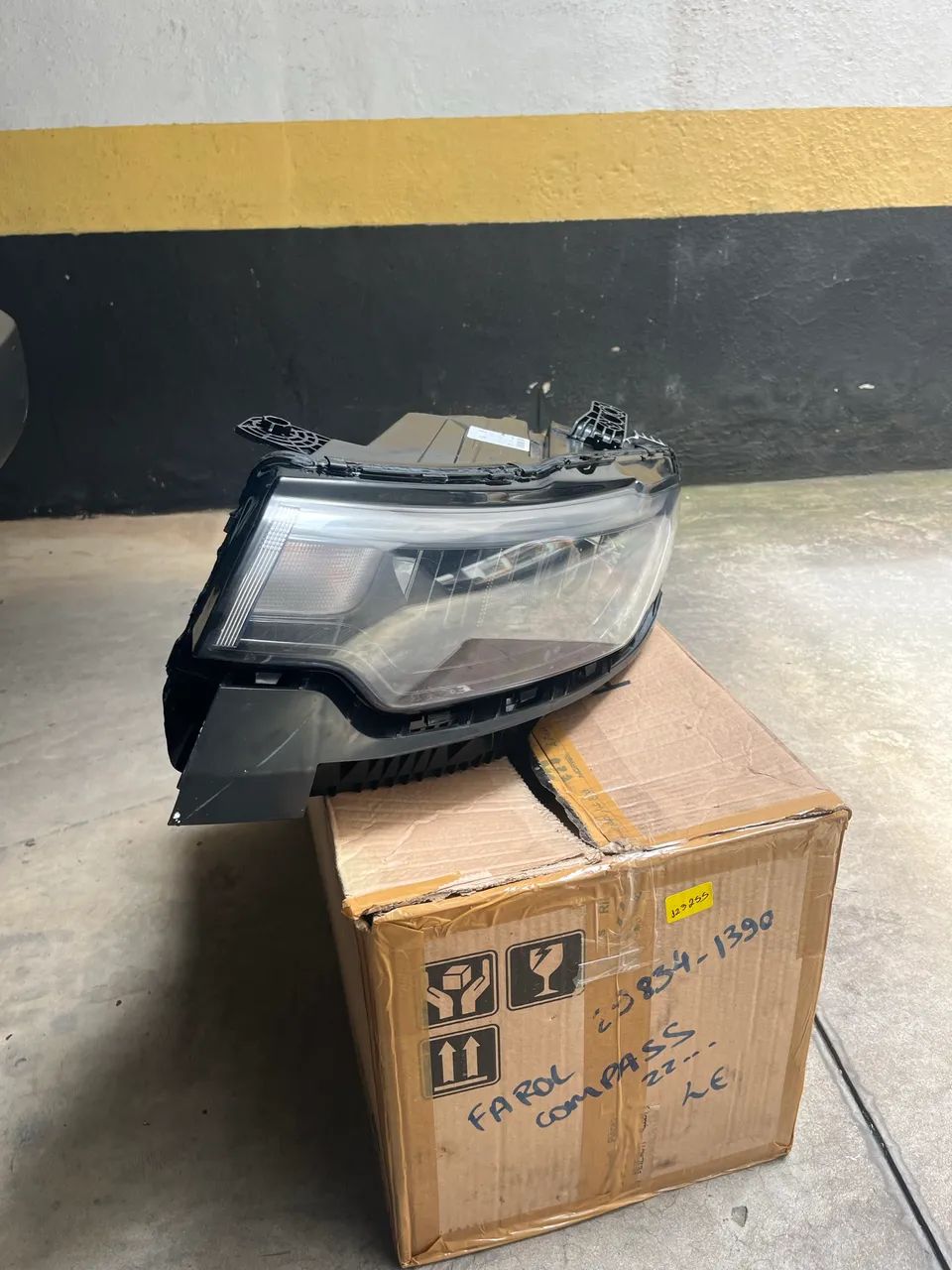 Farol  Jeep Compass - Foto 2
