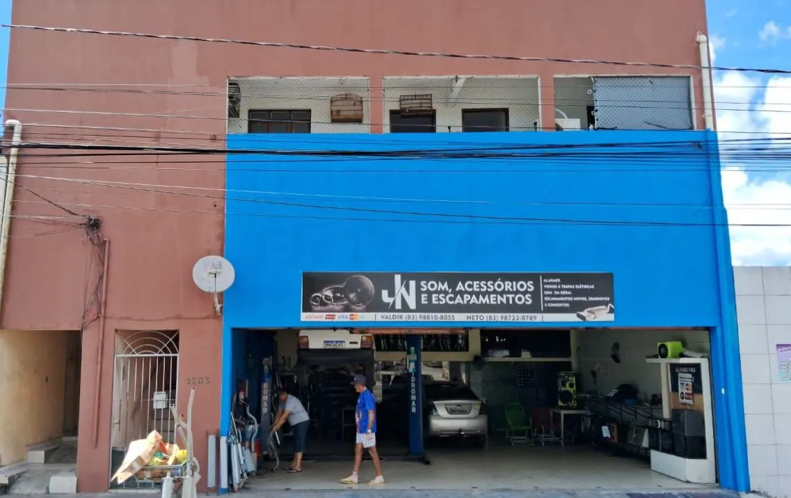 PRÉDIO À VENDA!