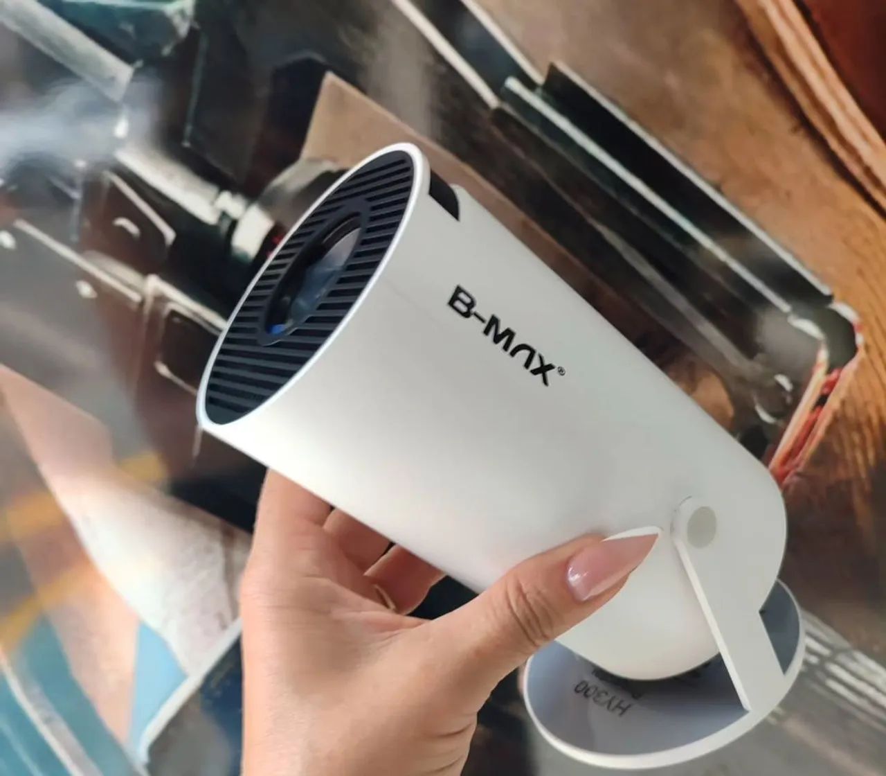 Projetor Portátil B-Max - Experiência Cinematográfica em Casa - Foto 2