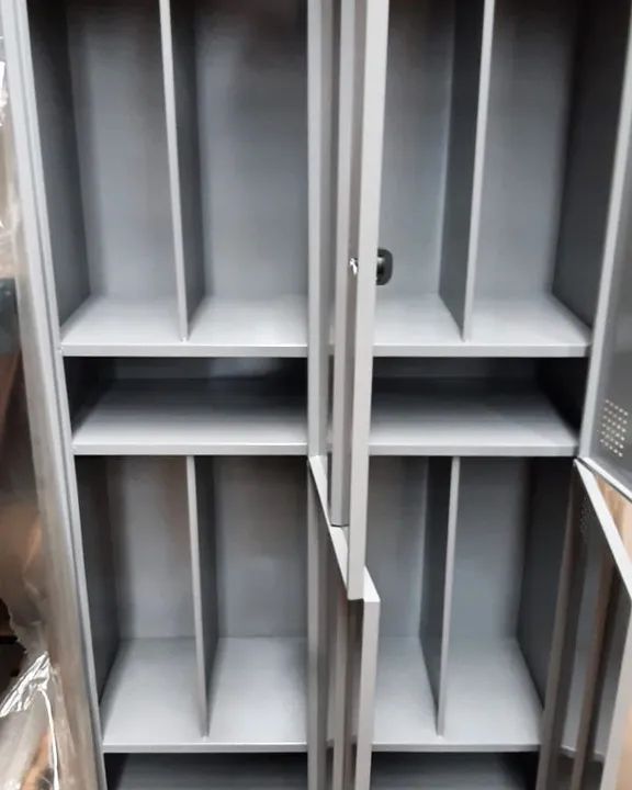 Armário de aço vestiário 4 portas NR24 insalubre 1,350 - Foto 2