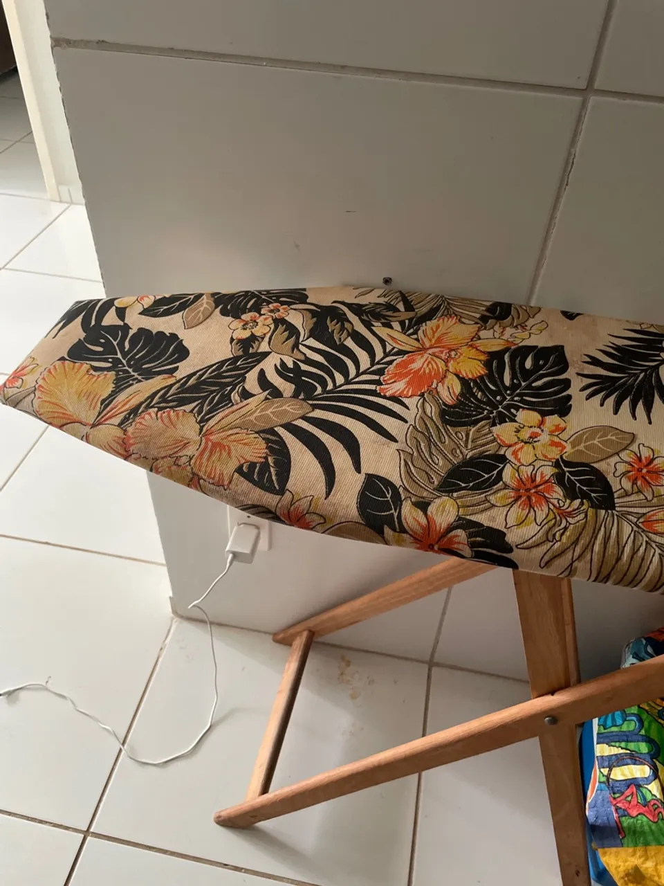 Mesa de passar roupa - floral