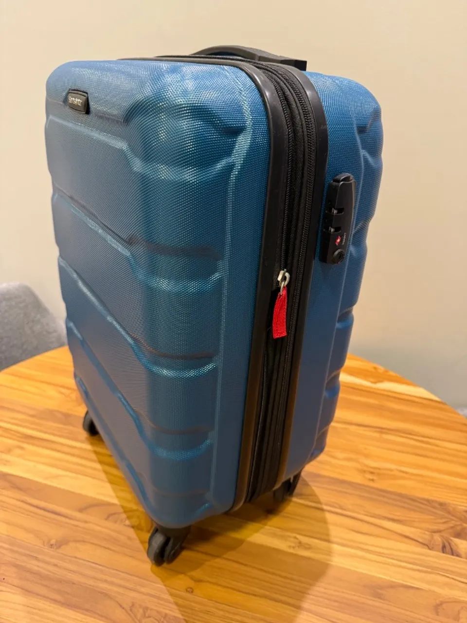 Bagagem de mão Samsonite Omni Pc Hardside Expansível 55cm - Foto 4