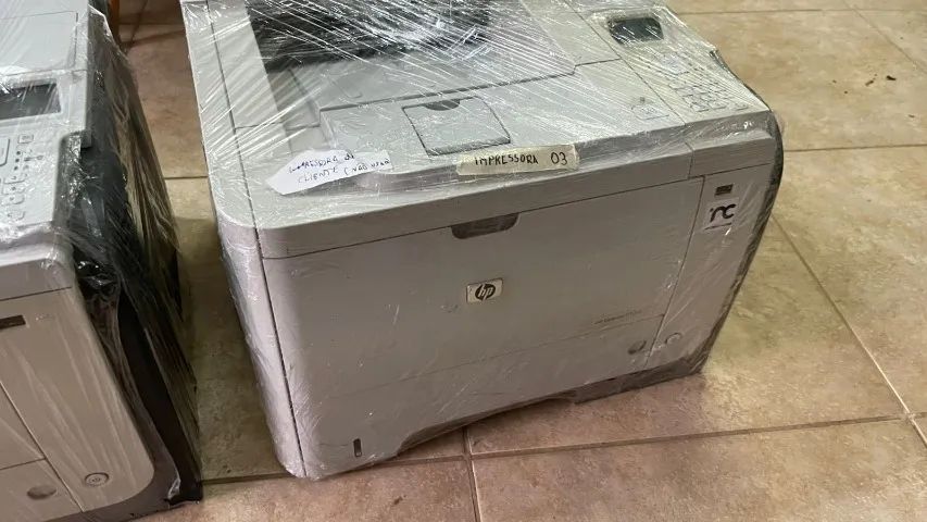 Impressora HP LaserJet P3015 série empresarial - Foto 3