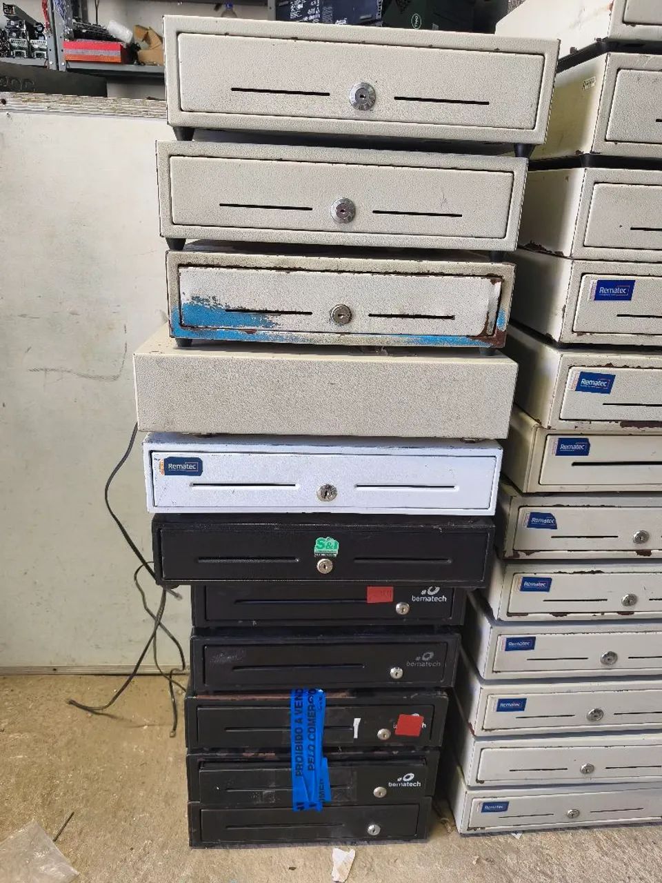 Lote com 35 gavetas caixa para reformar - Foto 5