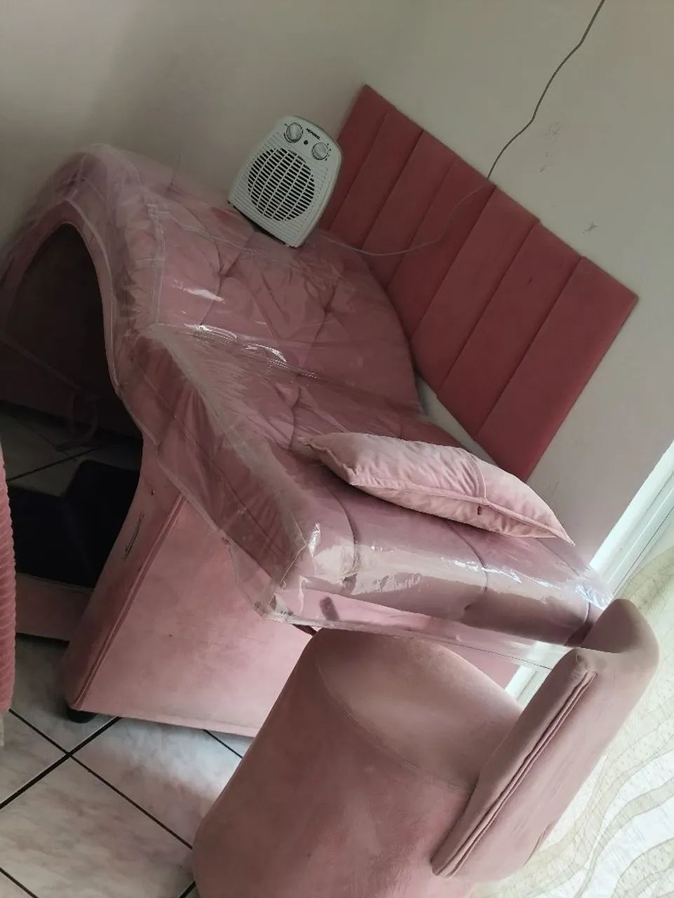 Vende-se maca luxo rosa forquilinhas 