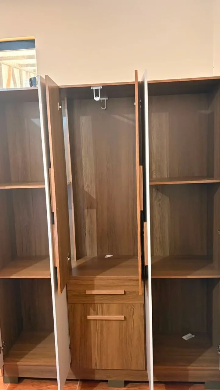 Vendo guarda roupa e sofá - Foto 3
