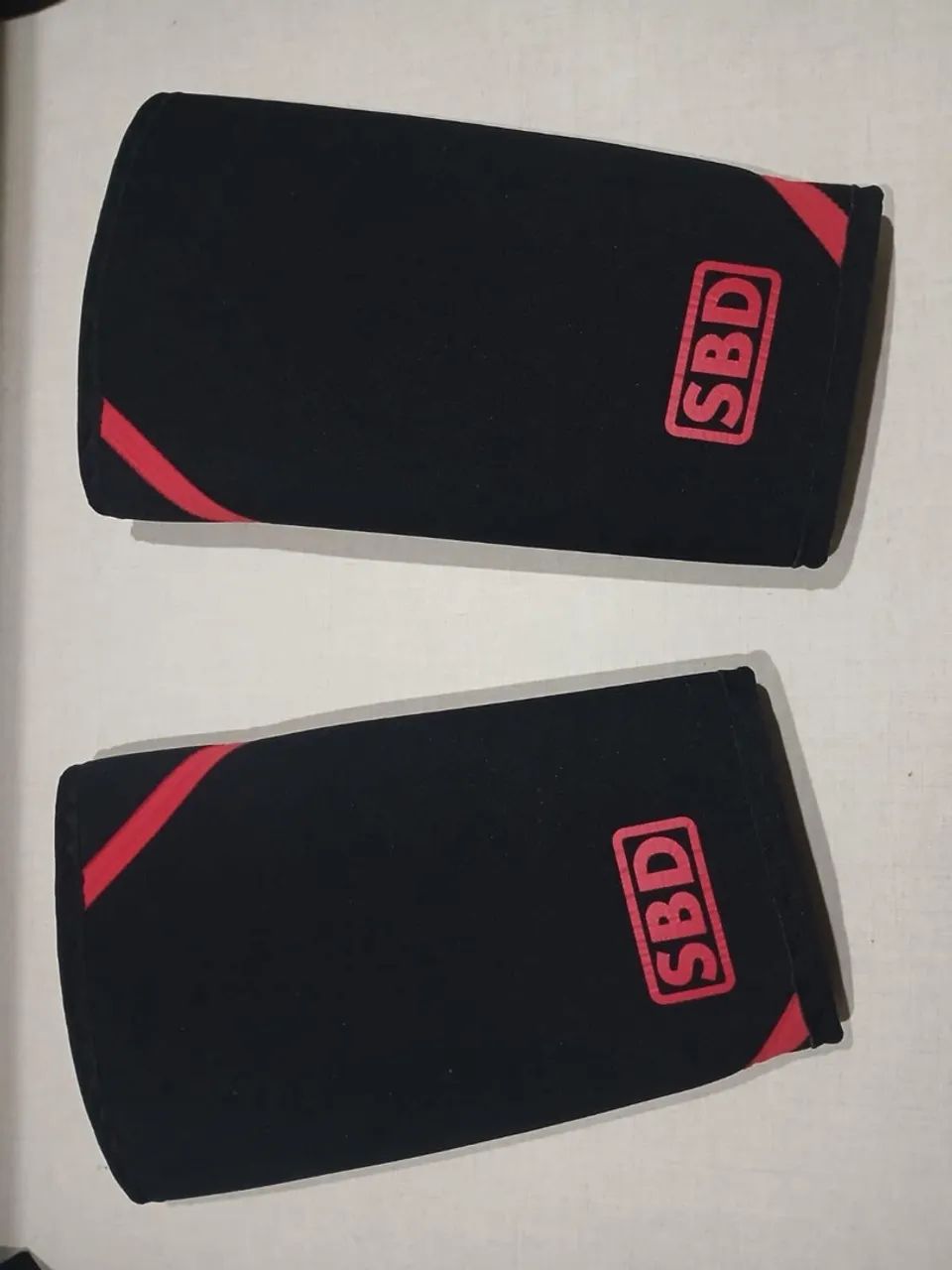 Vendo Par de Joelheiras SBD