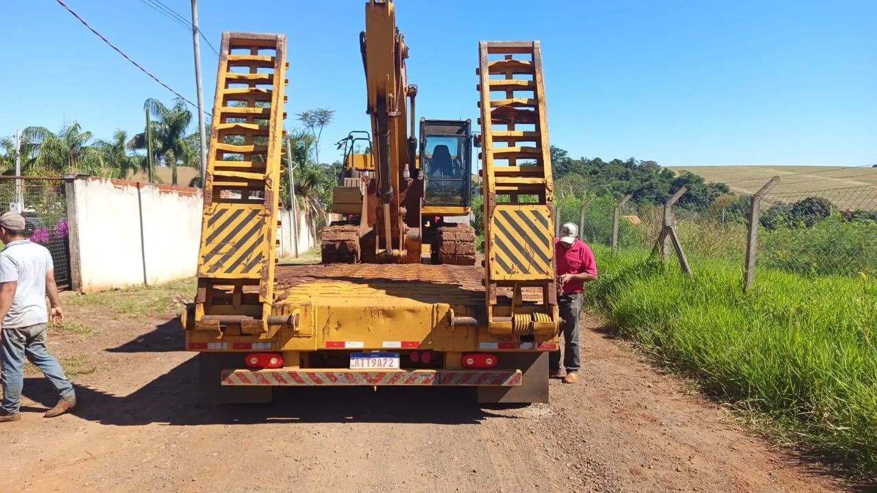 Transporte de maquinas pesadas - Foto 3
