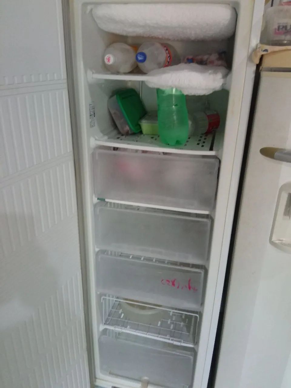 Vende-se Freezer Vertical - Foto 2