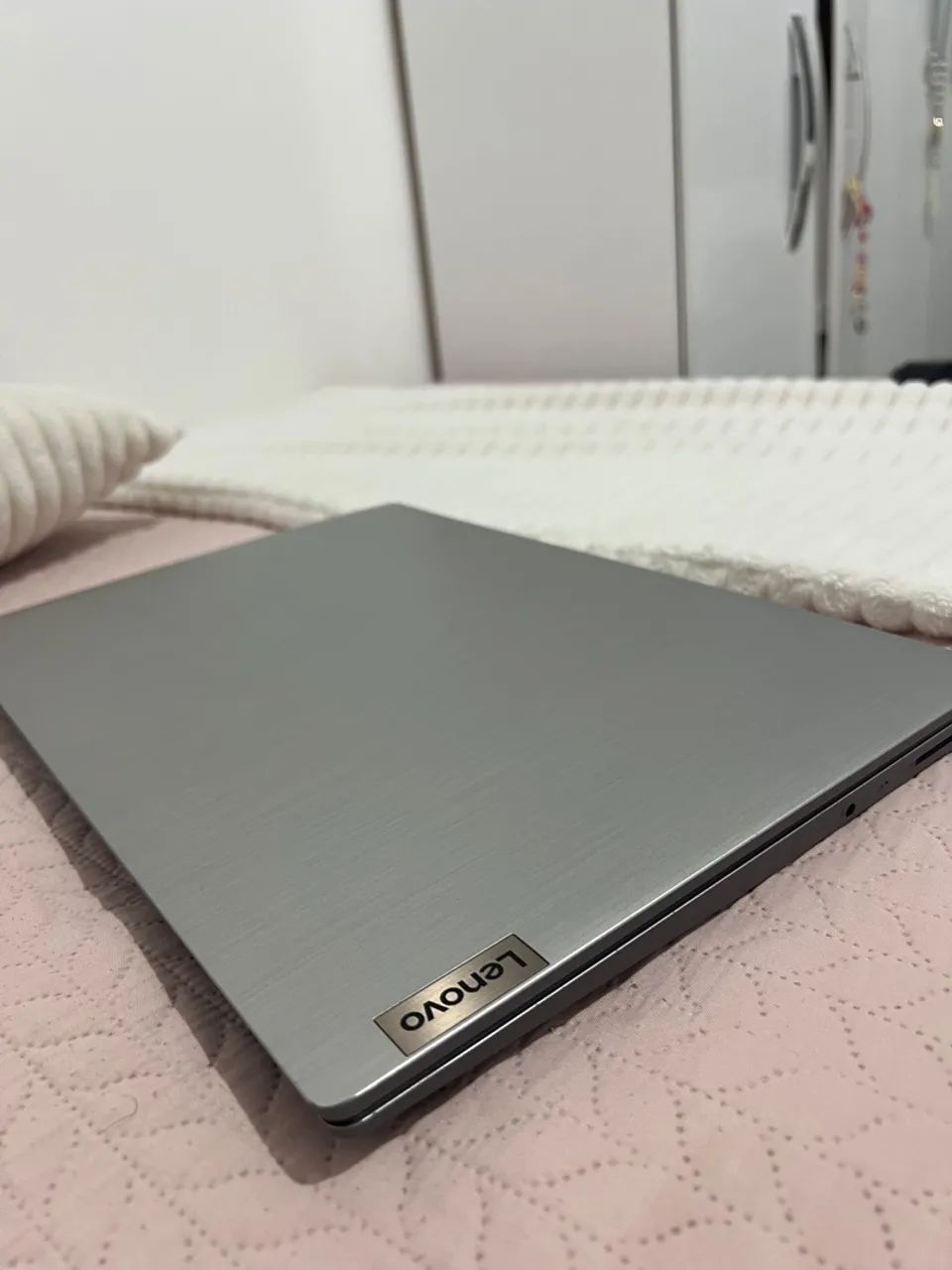 VENDO NOTEBOOK LENOVO IDEAPAD ?i