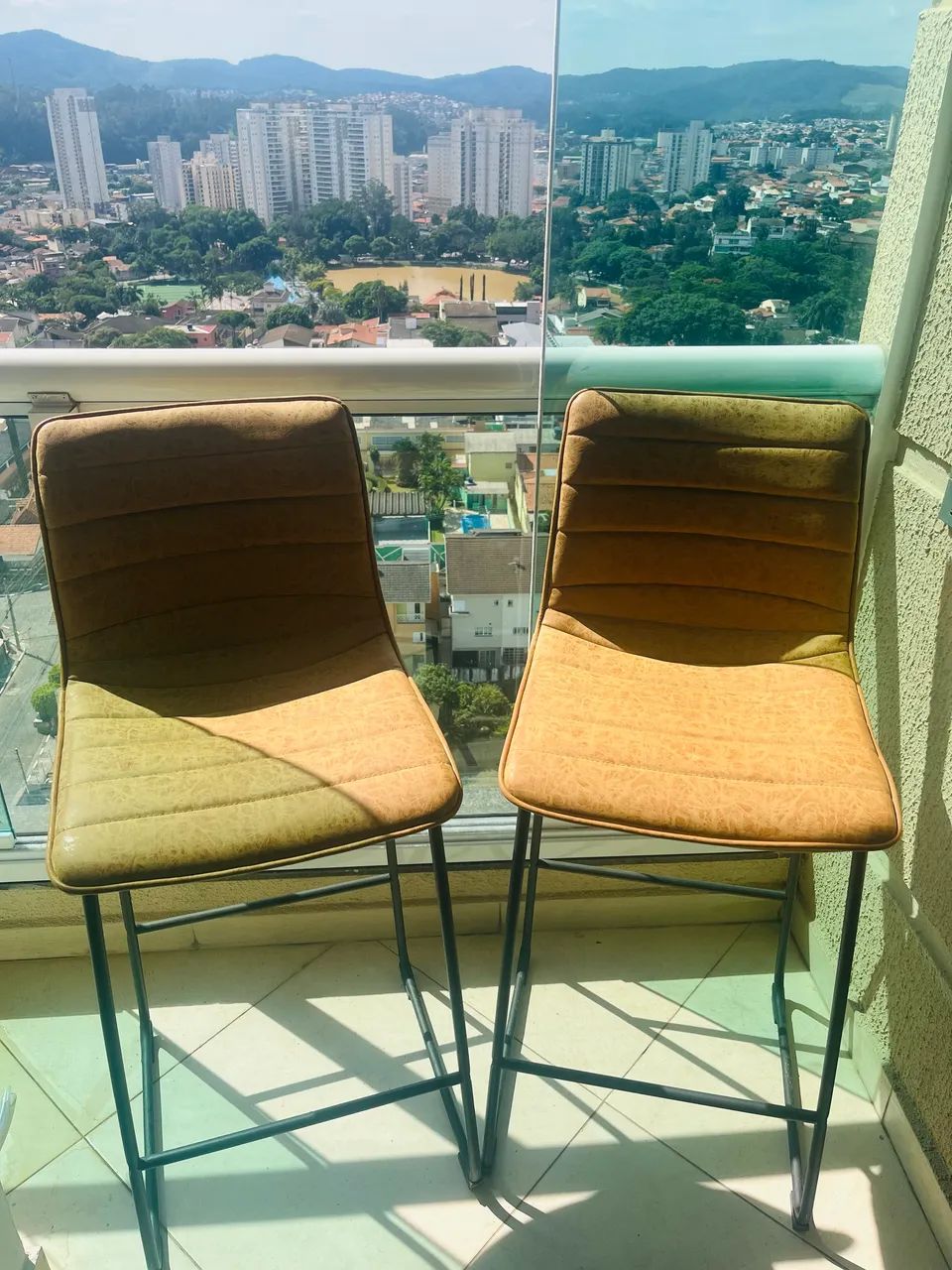 2 banquetas estofadas alta Caramelo