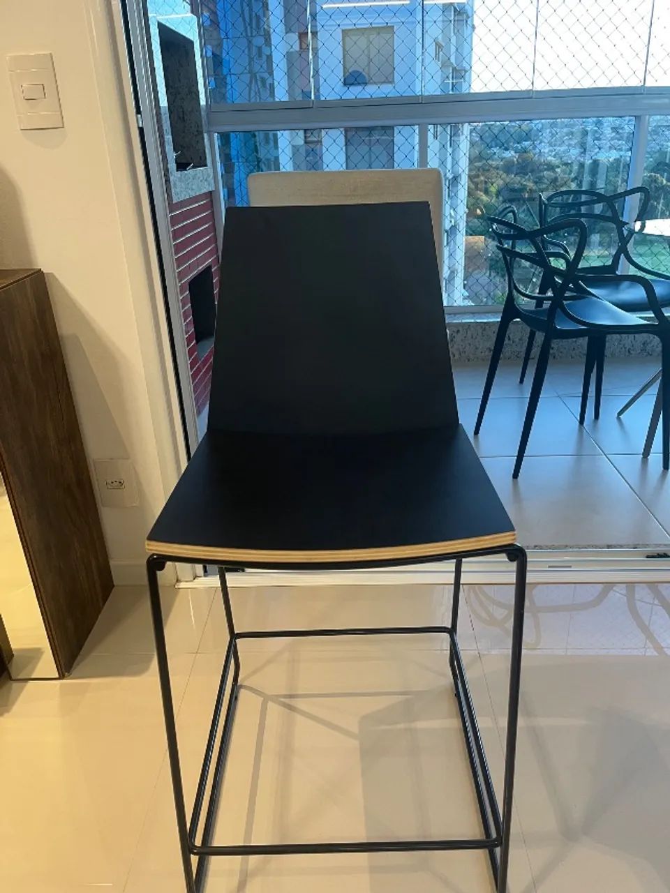 Vendo kit com duas (2) banquetas para bancada