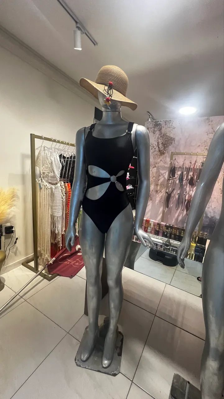 VENDO MANEQUIM