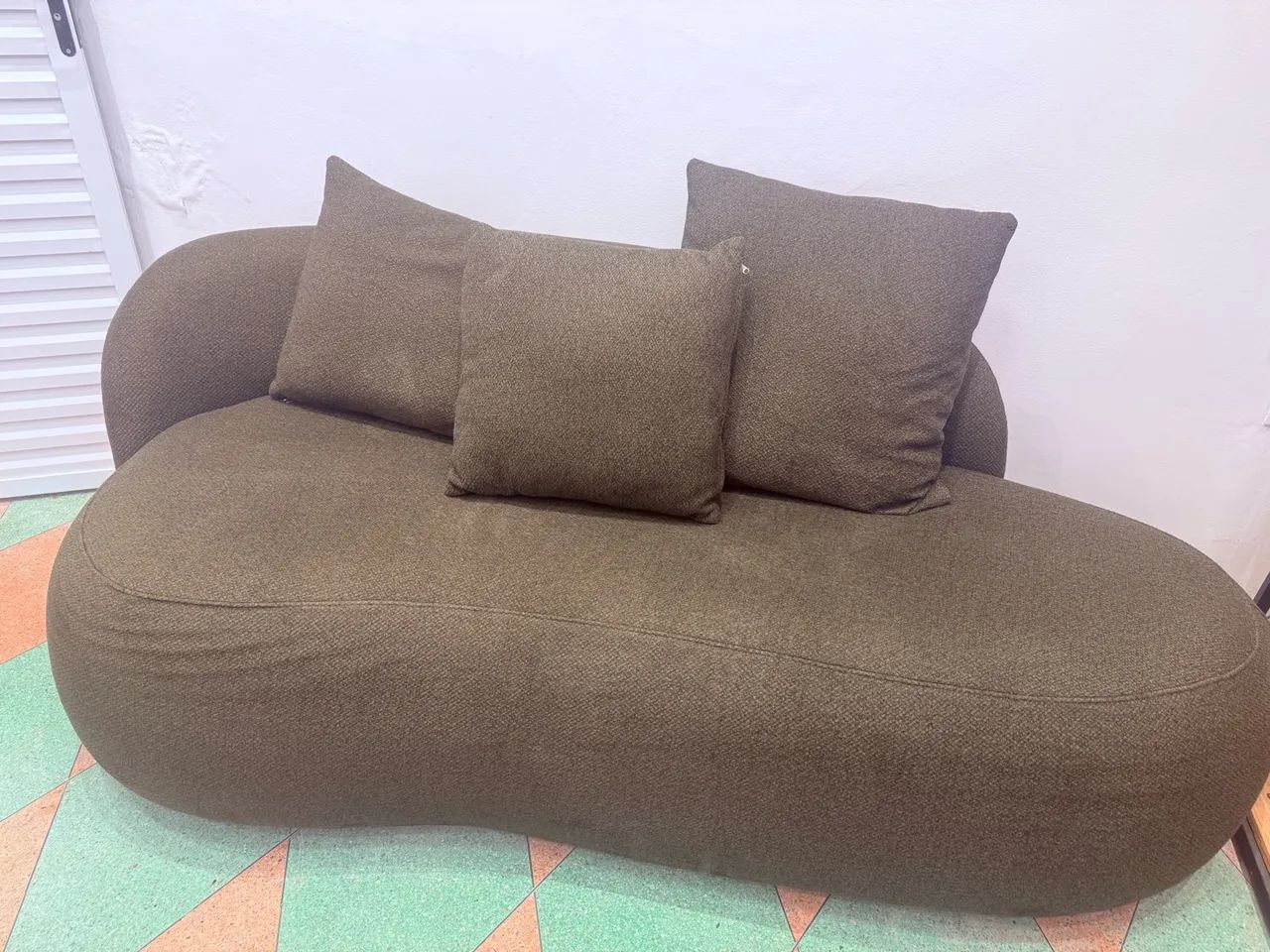 SOFÁ PARA LOJA/ESCRITORIO  - Foto 2