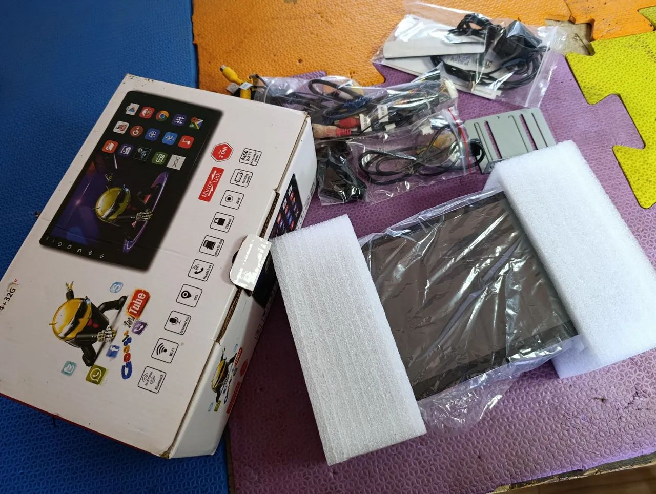 Multimídia 9 polegadas Android + Encosto de cabeça 7 polegadas - Foto 5