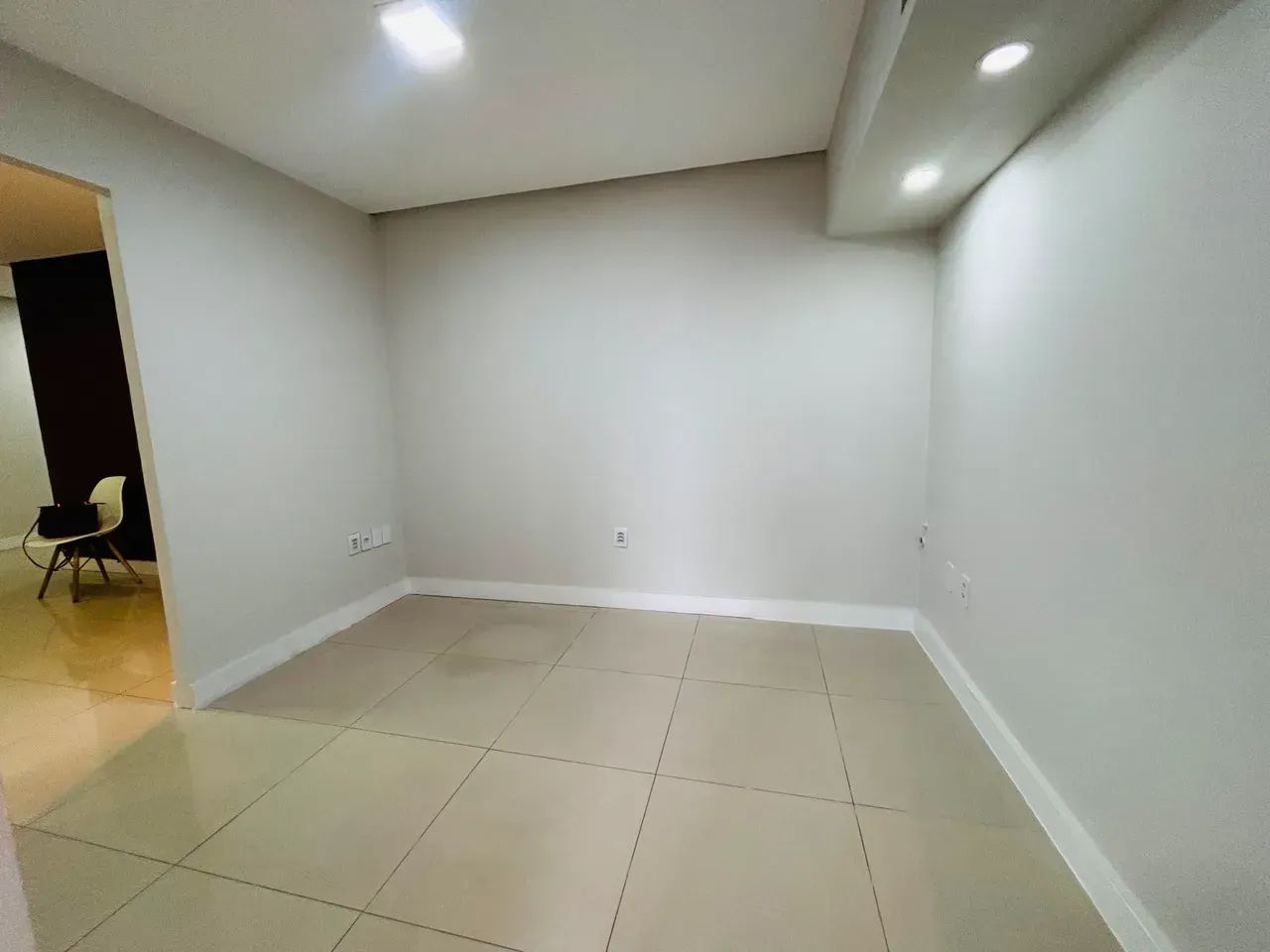 GRC ALUGA SALA COMERCIAL NO INFINITY CORPORATE 66M² MARCO - Foto 2