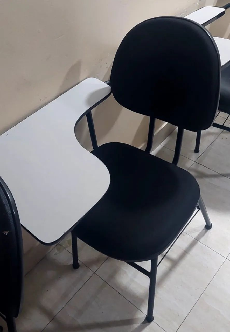 76 CADEIRAS UNIVERSITÁRIAS MODELOS VARIADOS