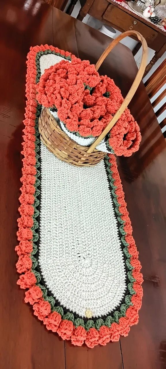 Jogo de mesa posta em croche tulipas ?  - Foto 3