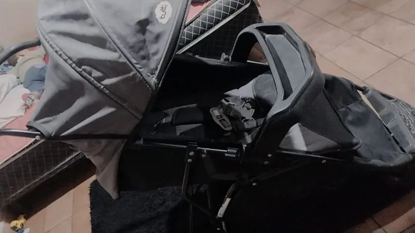 Carrinho de bebê  - Foto 2