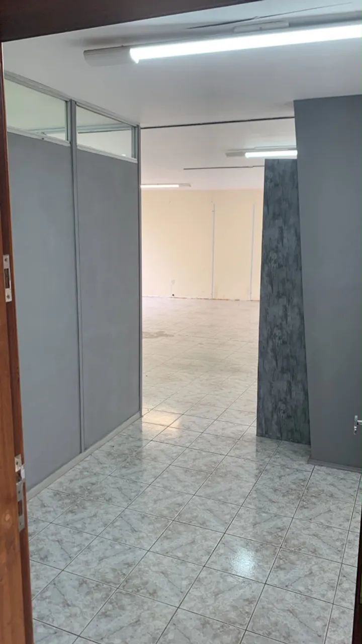 Alugo sobreloja comercial com 100m² no Centro de Curitiba - Foto 3