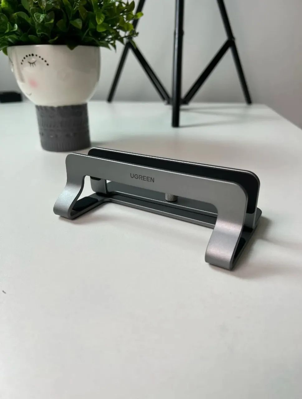 Suporte Vertical Alumínio Macbook Apple - Foto 4