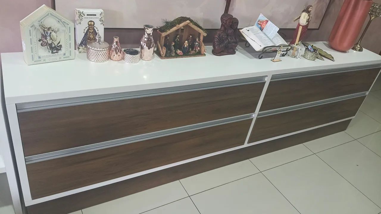 Aparador em MDF 