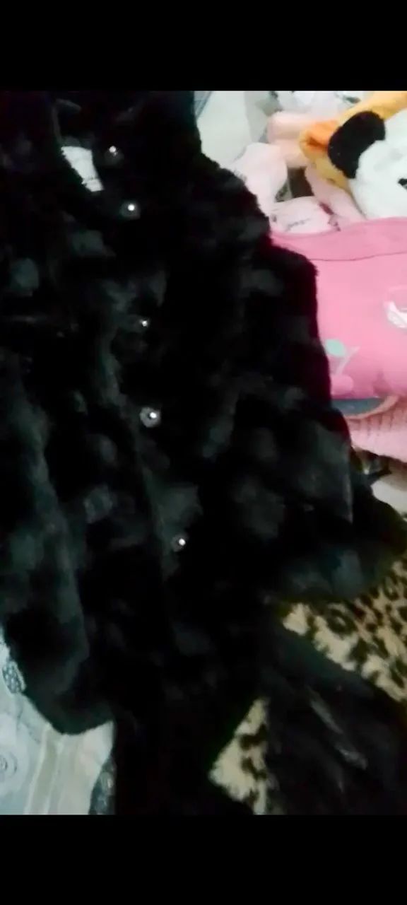 Lote enorme de roupas semi novas e novas - Foto 4