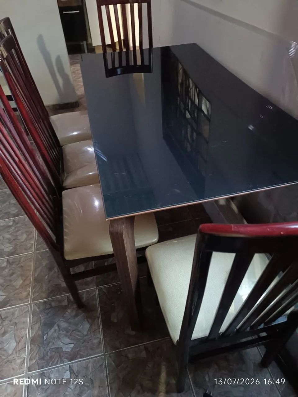 Mesa com cadeiras