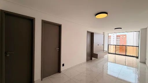 Apartamento de 80m2 com 3 Suítes + Todo Projetado e Vista Mar