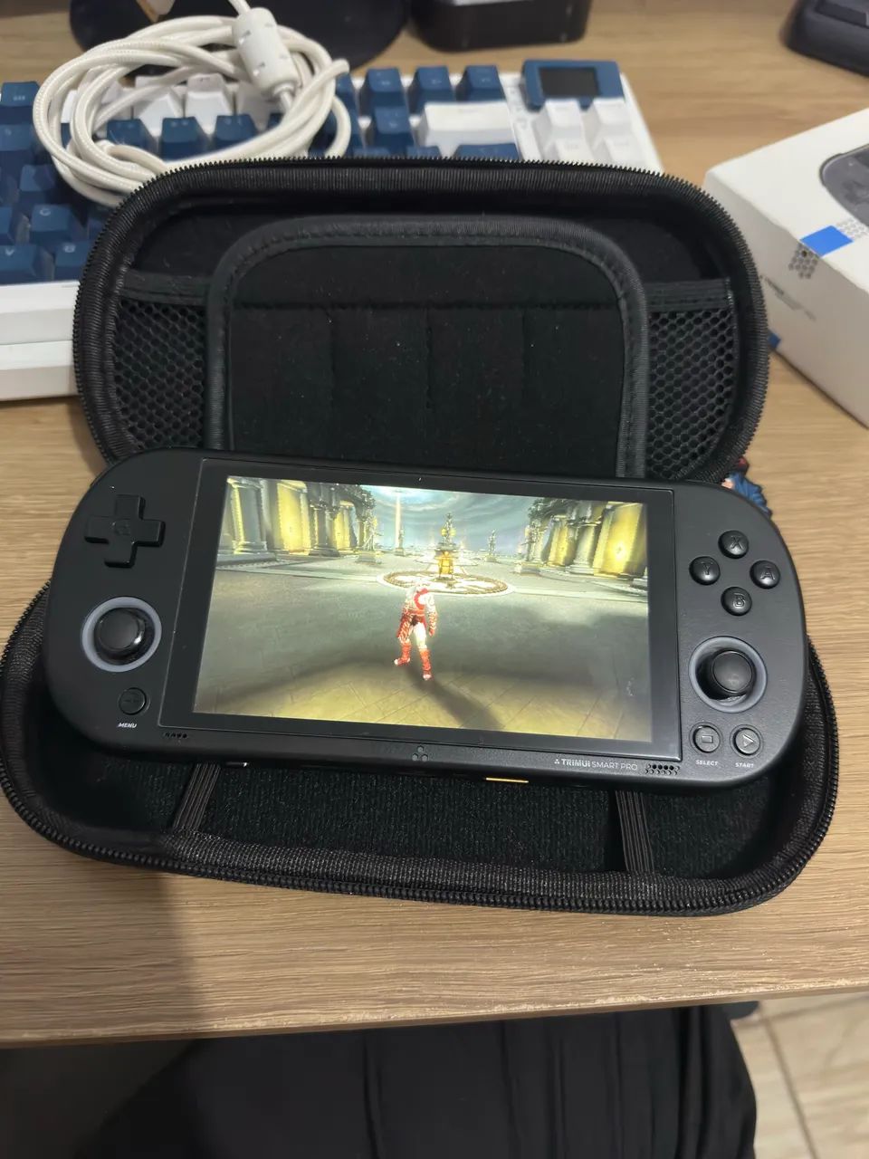 Trimui Smart Pro + Case + Caixa | Perfeito Estado