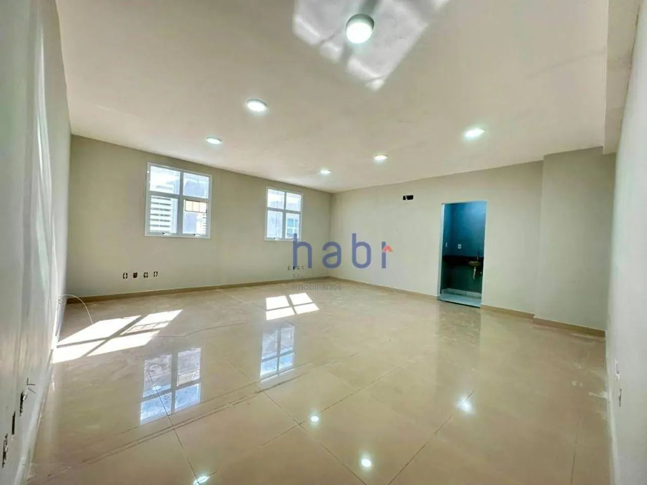 Sala para alugar, 42 m² por R$ 3.000/mês - Condomínio Edifício Black and White - Sorocaba/