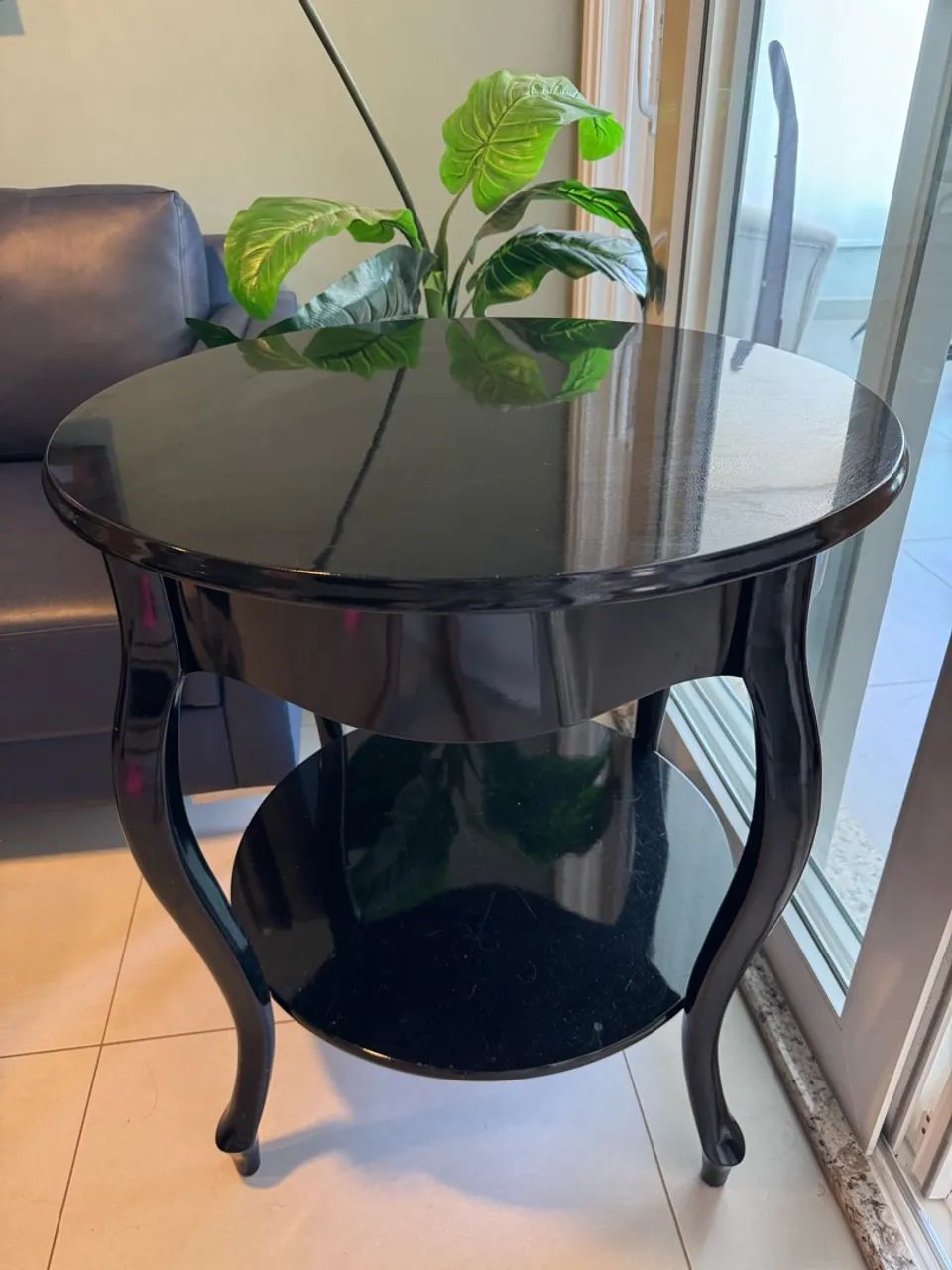 Mesa de Canto Clássica Preta