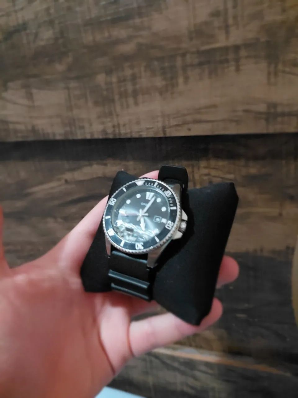 Relógio Casio Duro Masculino Mdlv-10-1a1vdf Correia Preto Bisel Preto Fundo 