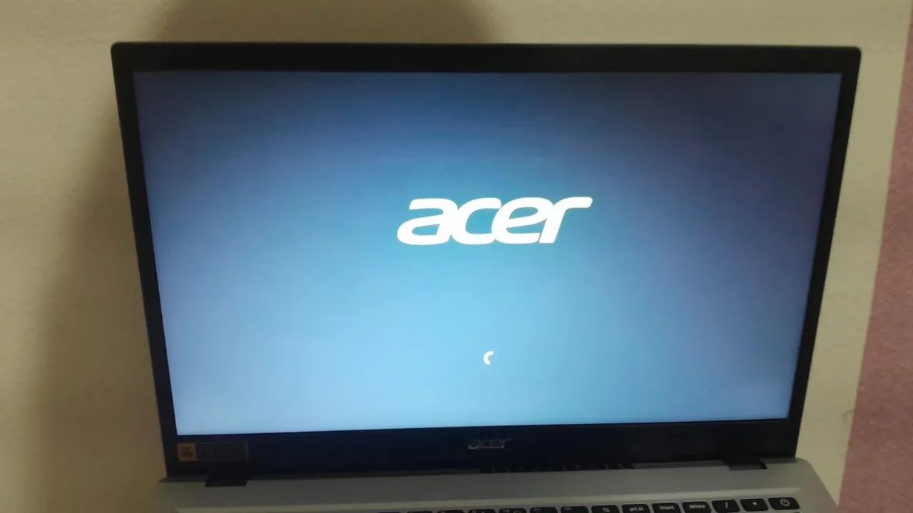 Vendo notebook Acer  - Foto 2