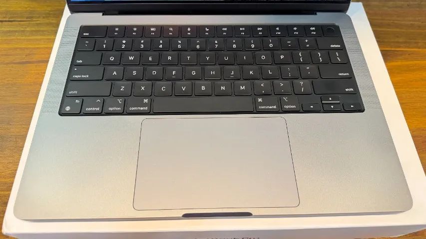 Macbook PRO A2442 14.2 Polegadas M1 Pro Mem 16gb Ssd 512 Bateria 93% na Caixa - Foto 3